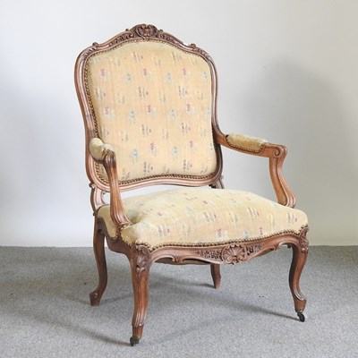 Lot 585 - An early 20th century French open armchair