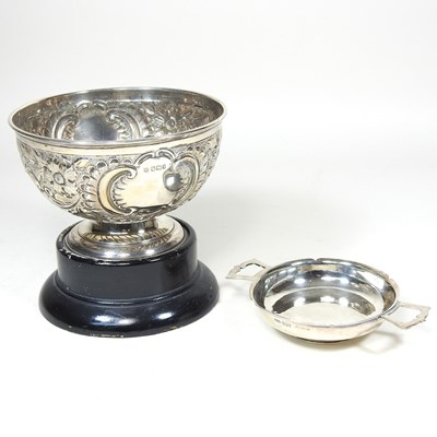 Lot 119 - An Edwardian silver bowl, of pedestal form...