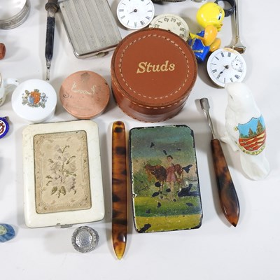 Lot 69 - A collection of various items