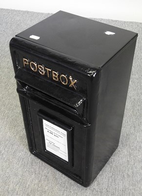 Lot 465 - A reproduction black painted cast iron post box