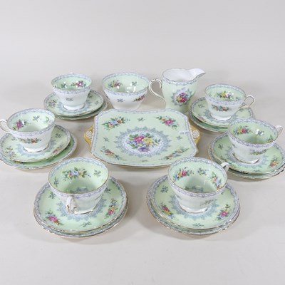 Lot 88 - A Shelley Crochet pattern part tea service