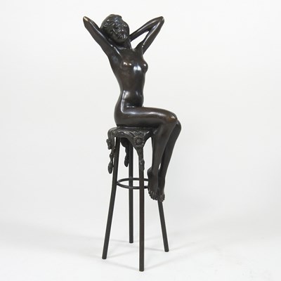 Lot 443 - An Art Nouveau style bronze sculpture of a...