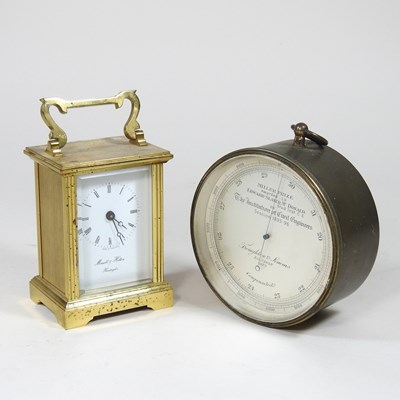 Lot 290 - A brass cased carriage clock, 11cm high,...