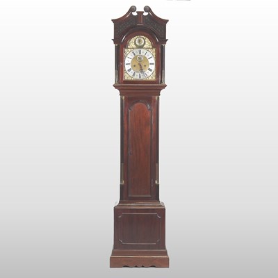 Lot 502 - A late 19th/early 20th century mahogany cased longcase clock