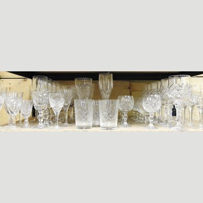 Lot 159 - A collection of cut glass
