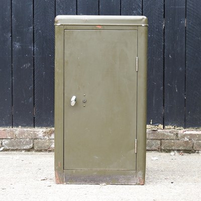 Lot 171 - A green painted metal workshop locker