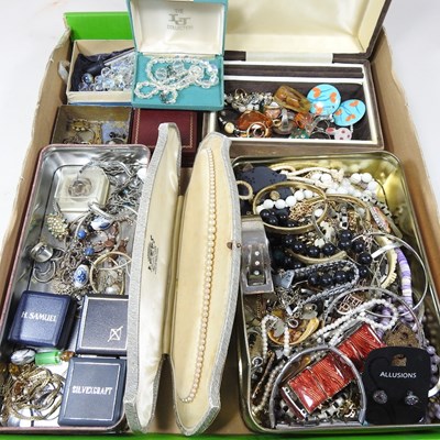 Lot 377 - A collection of costume jewellery, to include...