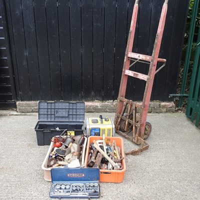 Lot 392 - A Suzuki petrol generator, together with a...