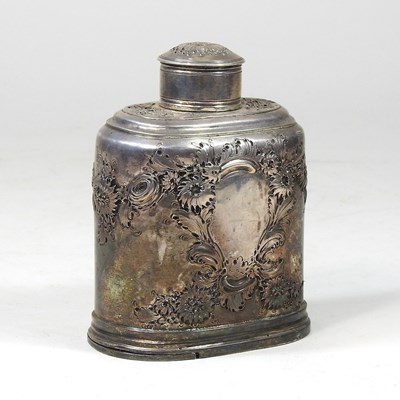 Lot 24 - A George II silver tea canister, decorated in...