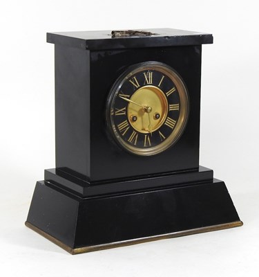 Lot 460 - A Victorian black slate mantel clock, 31cm wide