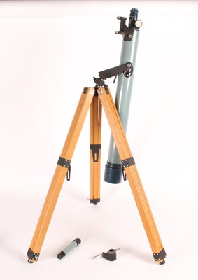 Lot 374 - A Prinz Astral 400 telescope, on a tripod base