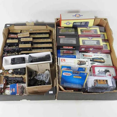 Lot 172 - A collection of OO Gauge model railway engines...