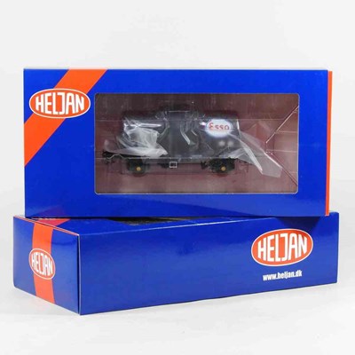 Lot 255 - A Heljan O Gauge Esso tank wagon, together...