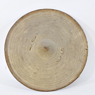 Lot 479 - An African hide shield, probably Somaliland,...