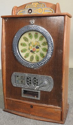 Lot 747 - A Bryans Fruit Bowl arcade penny slot game