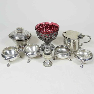 Lot 509 - An ornate Victorian silver table salt, with a...