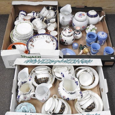 Lot 419 - A collection of 19th century and later china,...