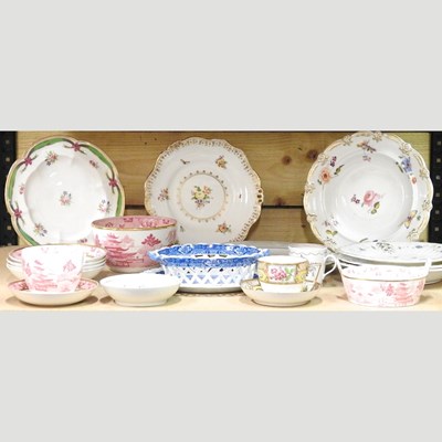 Lot 153 - A collection of 18th and 19th century English porcelain