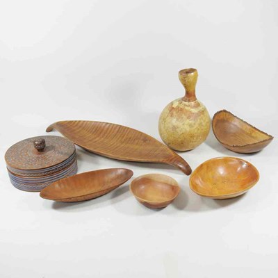 Lot 286 - A small treen bowl, by Hugh Warner, signed and...