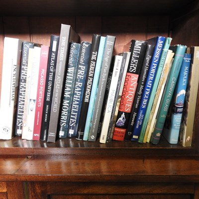 Lot 279 - A collection of Art reference books