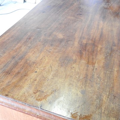 Lot 175 - A George III mahogany chest, on bracket feet