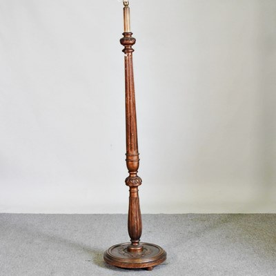 Lot 535 - A giltwood standard lamp, 165cm high