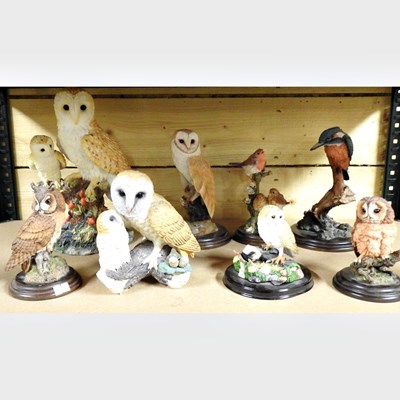 Lot 241 - A Naturecraft model of an owl, 29cm high,...