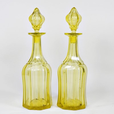 Lot 78 - A pair of early 20th century uranium glass...