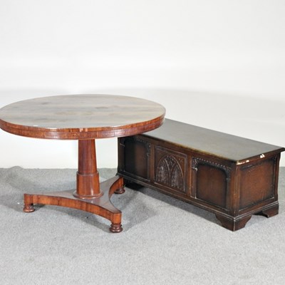 Lot 212 - A Victorian rosewood circular dining table,...