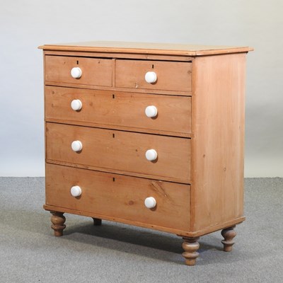 Lot 458 - A Victorian pine chest