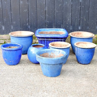 Lot 506 - A collection of blue glazed garden pots