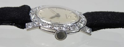 Lot 22 - An Omega platinum cased vintage ladies wristwatch