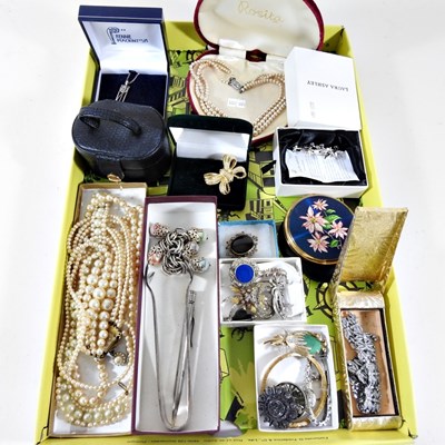 Lot 244 - A collection of costume jewellery, to include...