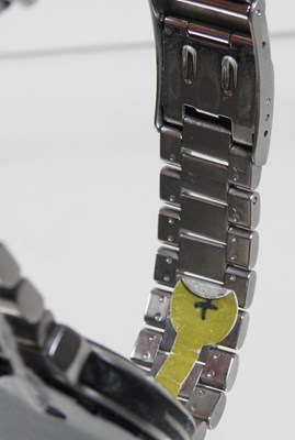 Lot 74 - A modern Tag Heuer steel cased gentleman's diver's wristwatch