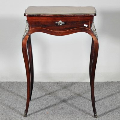 Lot 522 - An early 20th century French inlaid dressing...