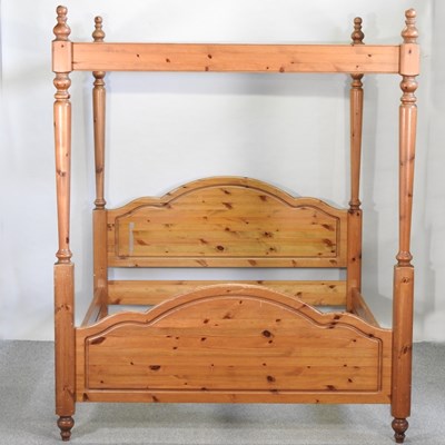 Lot 494 - A modern Ducal pine four poster bedstead