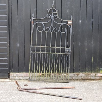 Lot 382 - A Victorian painted iron garden gate