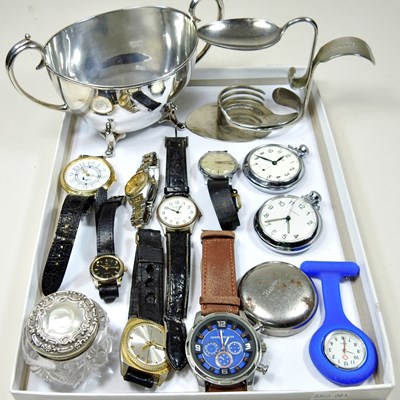 Lot 188 - A collection of wristwatches, pocket watches...