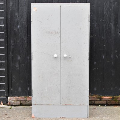 Lot 477 - A metal workshop cabinet