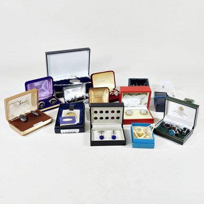 Lot 457 - A collection of gentleman's cufflinks, some boxed