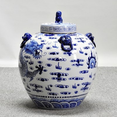 Lot 75 - A Chinese porcelain blue and white jar and...