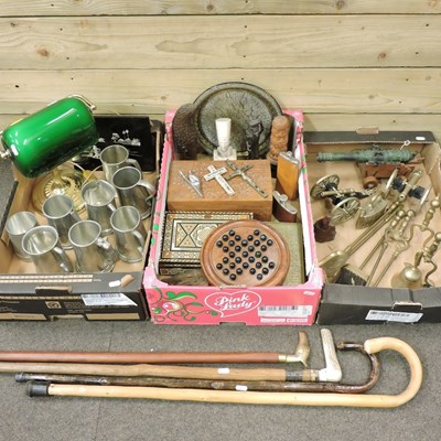 Lot 169 - Three boxes of brass and metalwares