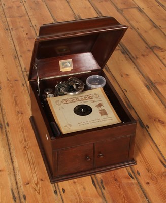 Lot 429 - A vintage mahogany cased gramophone, together...