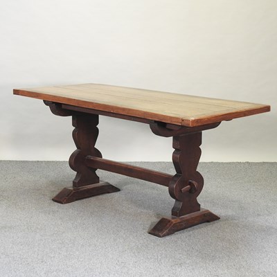 Lot 575 - An early 20th century oak refectory table