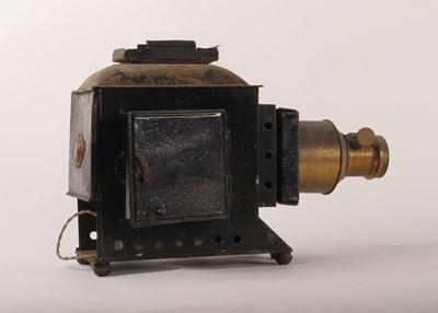 Lot 315 - A vintage magic lantern projector and slides