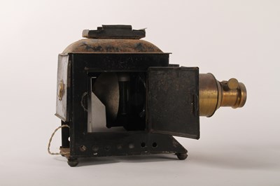 Lot 315 - A vintage magic lantern projector and slides