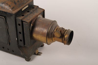 Lot 315 - A vintage magic lantern projector and slides