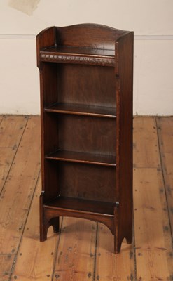 Lot 407 - An early 20th century oak narrow bookcase