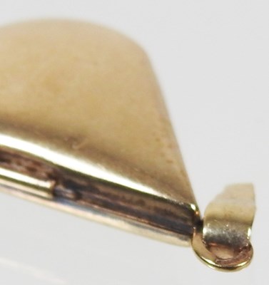 Lot 149 - A 9 carat gold pendant, in the form of a...