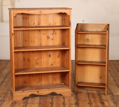 Lot 429 - A modern pine open bookcase, 84cm wide,...